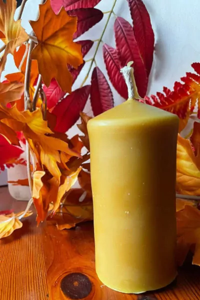 świeca z wosku pszczelego